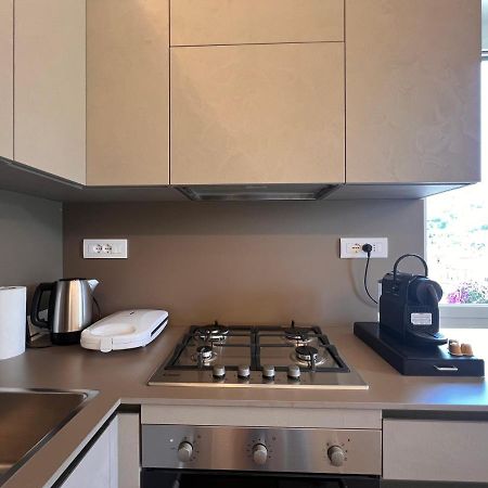 Val Di Sole 19-Iii Piano- Vista Mare- Vista Collina-Wifi 100Mg-Aria Condizionata In Tutte Le Stanze -L'Appartamento E' Stato Completamente Rinnovato Nel 2023 Rapallo Kültér fotó
