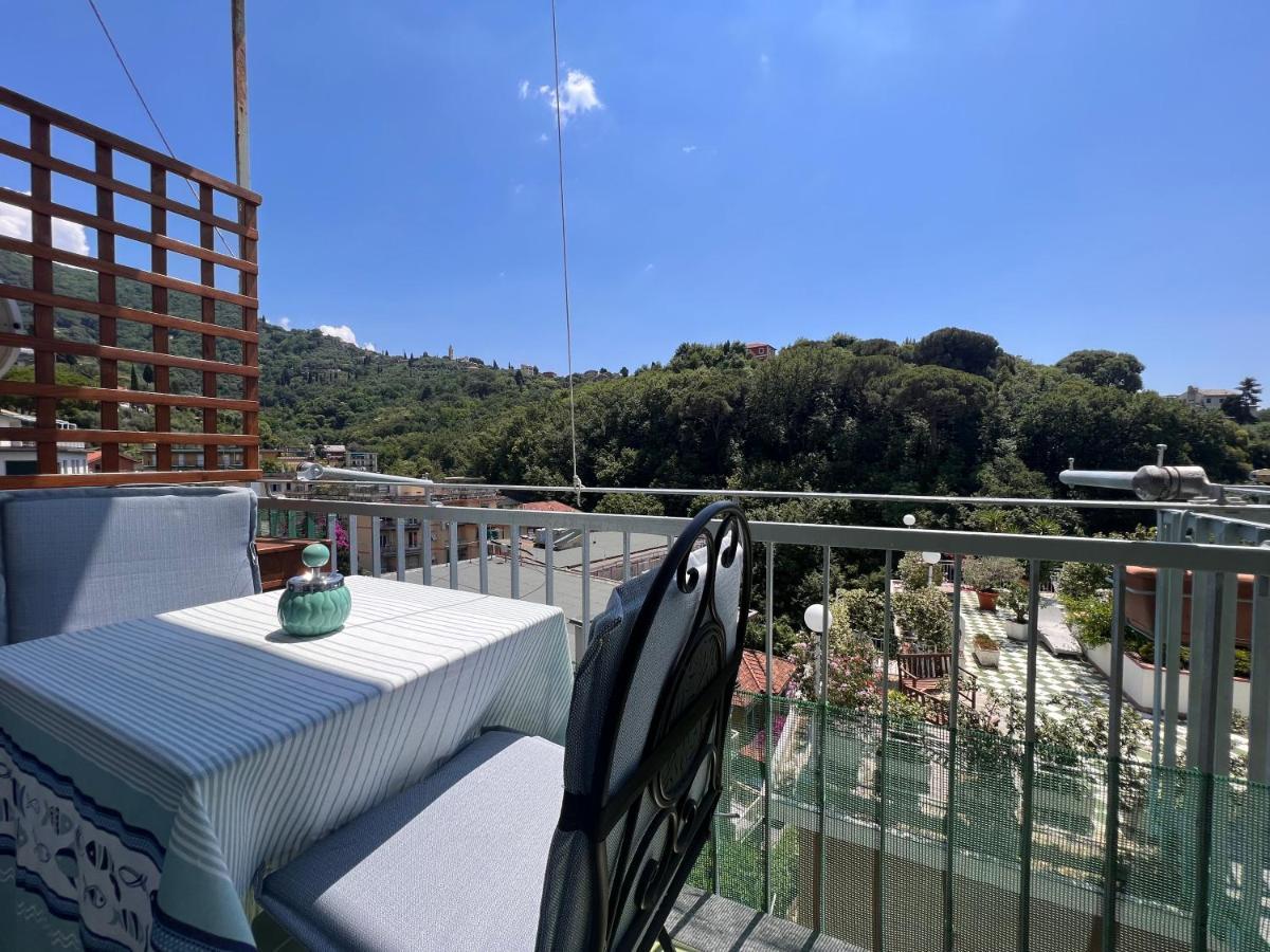 Val Di Sole 19-Iii Piano- Vista Mare- Vista Collina-Wifi 100Mg-Aria Condizionata In Tutte Le Stanze -L'Appartamento E' Stato Completamente Rinnovato Nel 2023 Rapallo Kültér fotó