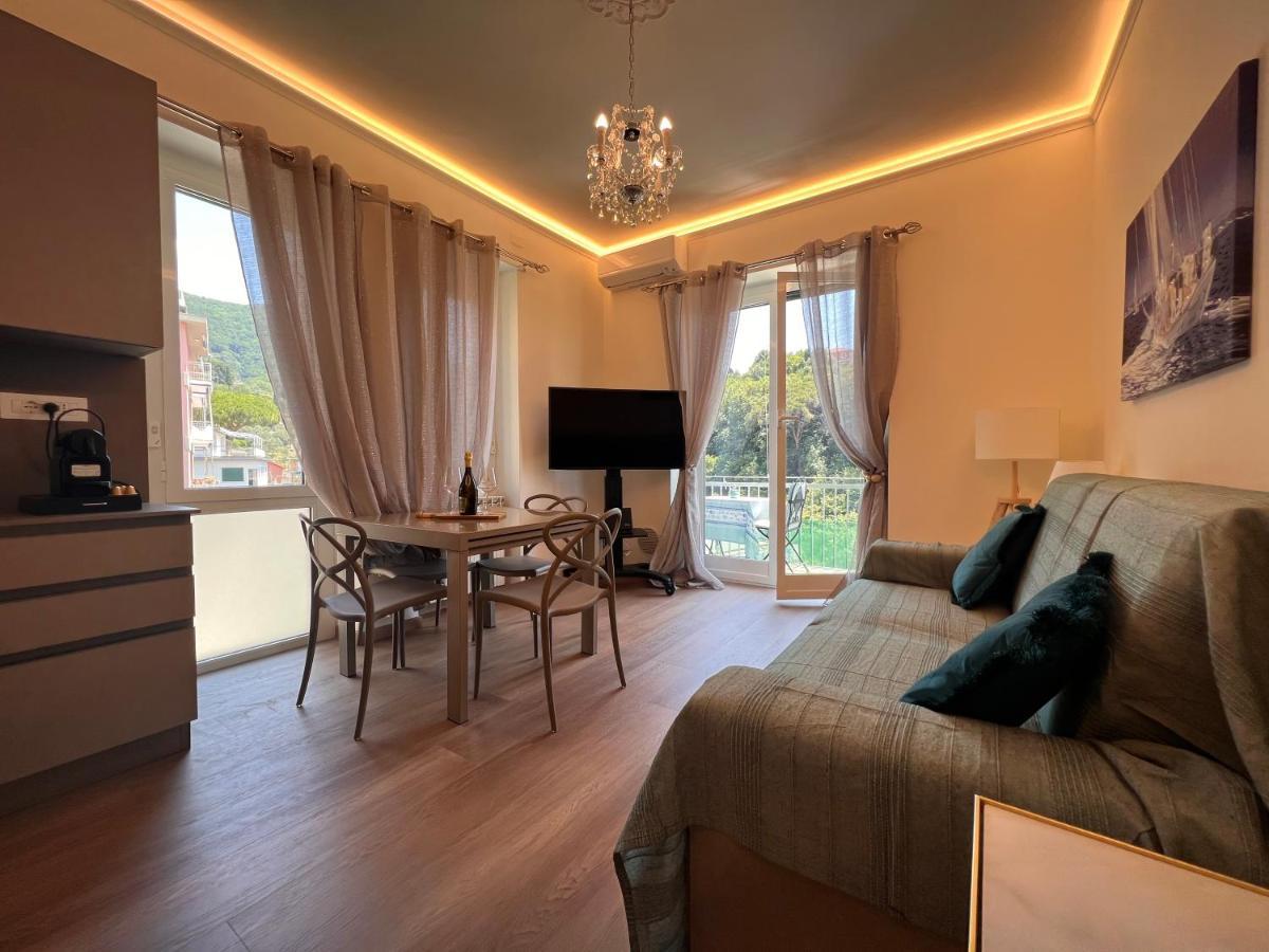 Val Di Sole 19-Iii Piano- Vista Mare- Vista Collina-Wifi 100Mg-Aria Condizionata In Tutte Le Stanze -L'Appartamento E' Stato Completamente Rinnovato Nel 2023 Rapallo Kültér fotó